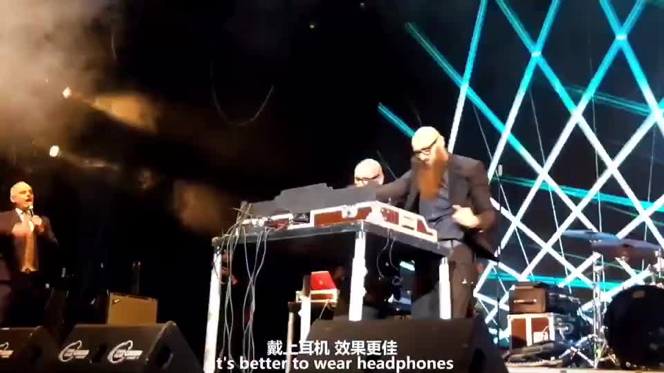 这曲子太上头了！根本停不下来#玄冥二老 #电音 #嗨曲推荐 #车载音乐
