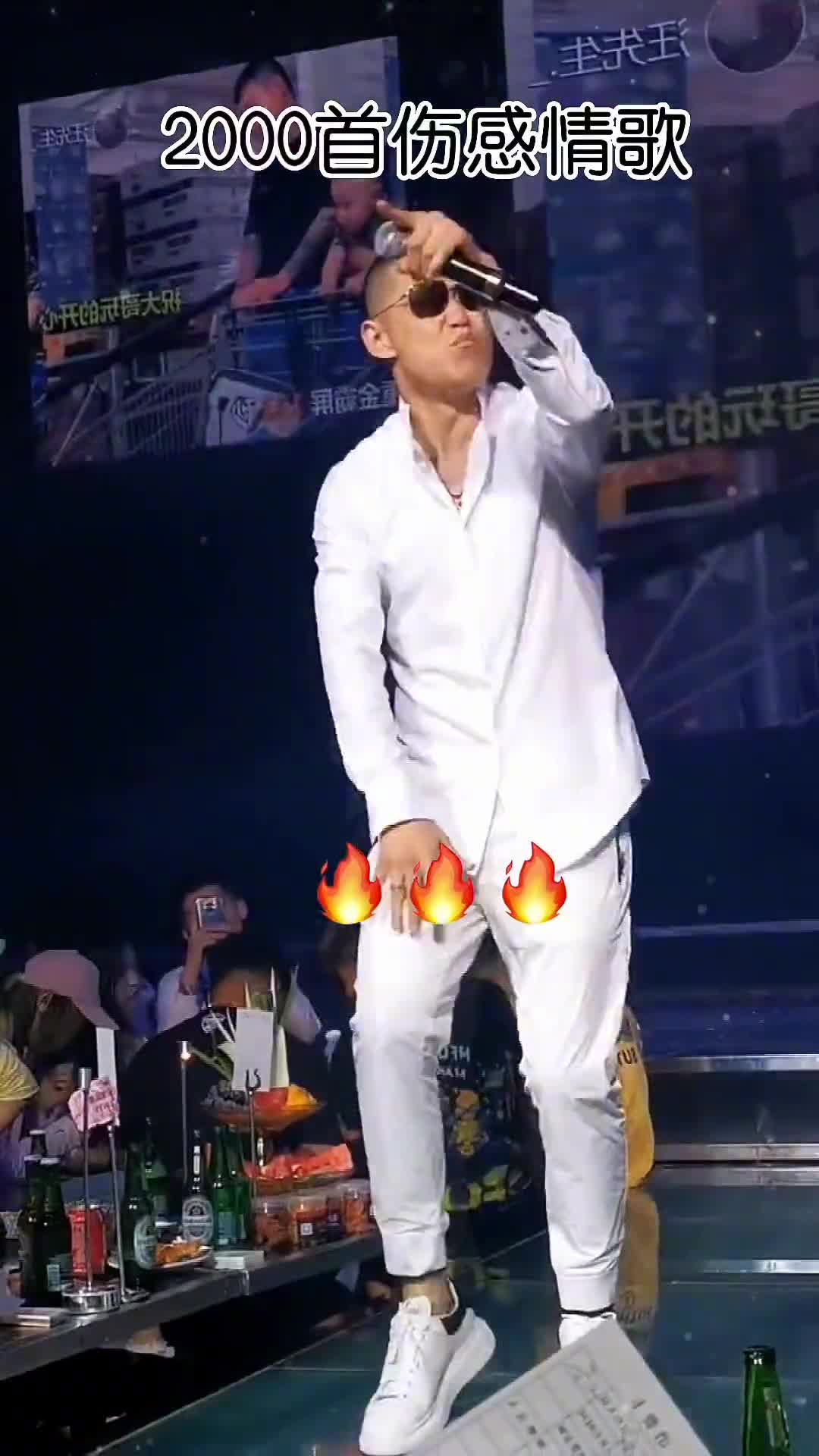 你身在那他乡中有人在牵挂